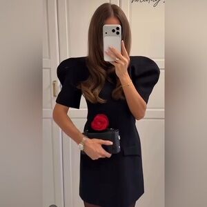 TREND NEW ! ZARA PUFFER SLEEVES DRESS 
🚨FIRM PRICE NO DISCOUNT ON THIS DRESS